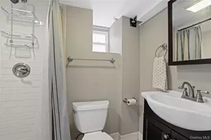 11 Westwood Ave, New Rochelle, NY 10801 - Photo 27