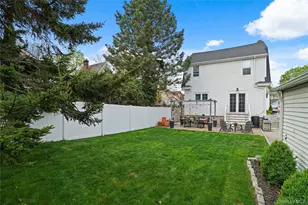 11 Westwood Ave, New Rochelle, NY 10801 - Photo 17
