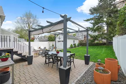 11 Westwood Avenue, New Rochelle, NY 10801 - Photo 15