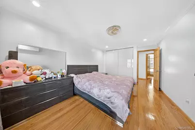 5031 68th Street, Woodside, NY 11377 - Photo 9