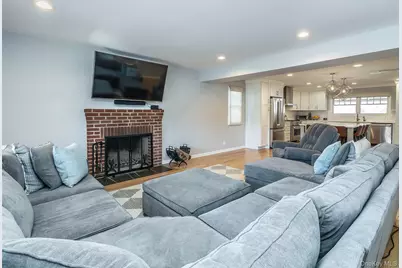 17 Winans Place, Locust Valley, NY 11560 - Photo 7