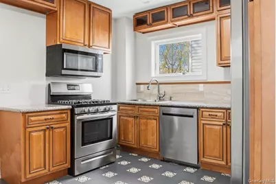 51 Gifford Avenue #1, Poughkeepsie, NY 12601 - Photo 5