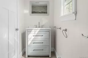 51 Gifford Ave, Poughkeepsie, NY 12601 - Photo 9