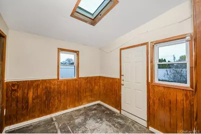 3866 Hudson Avenue, Seaford, NY 11783 - Photo 19