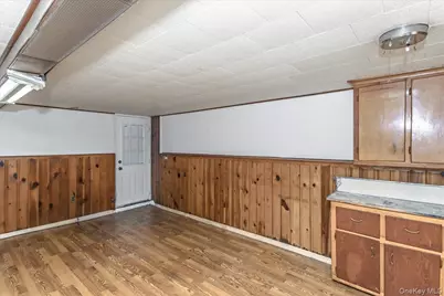 73-21 Cook Avenue, Middle Village, NY 11379 - Photo 15