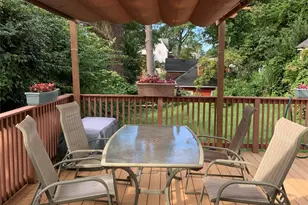 87-06 Palo Alto St, Hollis, NY 11423 - Photo 15