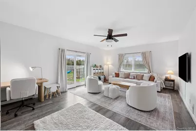 97 Grant Drive, Aquebogue, NY 11901 - Photo 9