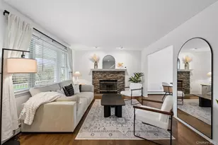 97 Grant Dr, Aquebogue, NY 11901 - Photo 3