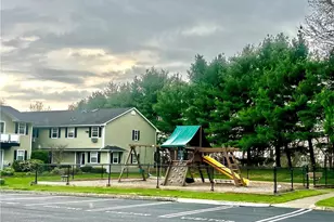 100 Hillside Dr, Middletown, NY 10941 - Photo 13