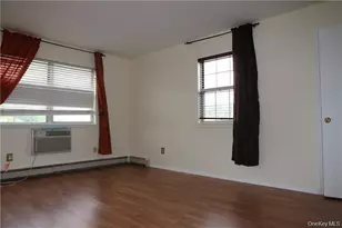 100 Hillside Dr, Middletown, NY 10941 - Photo 5