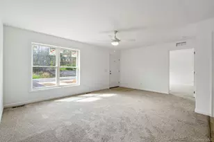 23 Spring St, Monticello, NY 12701 - Photo 9