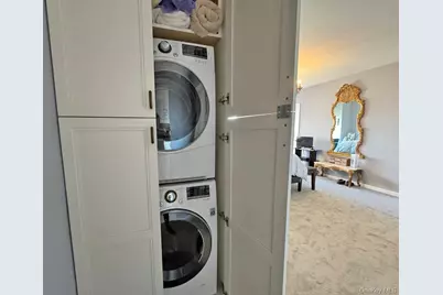 27110 Grand Central Parkway #24R, Floral Park, NY 11005 - Photo 19