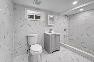 110-37 172nd St, Jamaica, NY 11433 - Photo 35