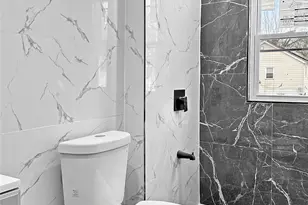 110-37 172nd St, Jamaica, NY 11433 - Photo 11