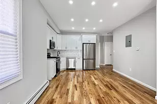 110-37 172nd St, Jamaica, NY 11433 - Photo 7