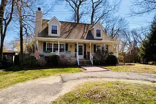 142 King Rd, Rocky Point, NY 11778 - Photo 3