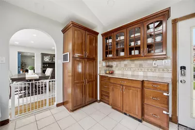 644 N Clinton Avenue, Lindenhurst, NY 11757 - Photo 7