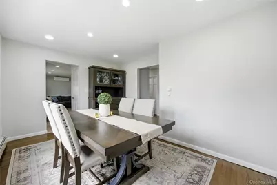 644 N Clinton Avenue, Lindenhurst, NY 11757 - Photo 17