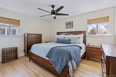 40 Bartley Lane, West Sayville, NY 11796 - Photo 17