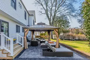 51 Convent Rd, Syosset, NY 11791 - Photo 5