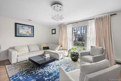 51 Convent Road, Syosset, NY 11791 - Photo 9