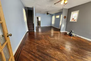 88-17 173rd St, Jamaica, NY 11432 - Photo 3