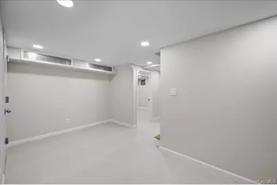 28 Cross Street, Bronxville, NY 10708 - Photo 21