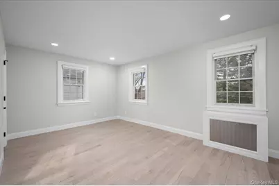 28 Cross Street, Bronxville, NY 10708 - Photo 15