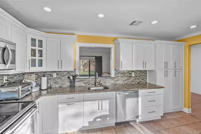 117 Scarlett Drive, Commack, NY 11725 - Photo 3