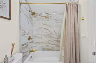 117 Scarlett Dr, Commack, NY 11725 - Photo 11