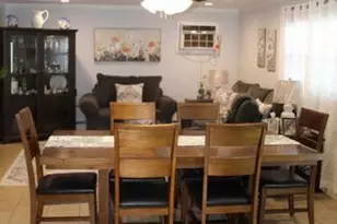 395 N Putnam Ave, Lindenhurst, NY 11757 - Photo 11