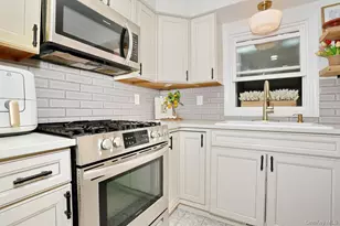27 Eastlake Dr, Thiells, NY 10984 - Photo 13