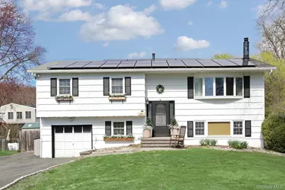 27 Eastlake Drive, Thiells, NY 10984 - Photo 1