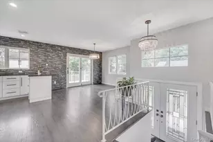 10 Sandhage Dr, Pearl River, NY 10965 - Photo 5