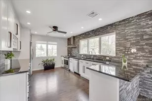 10 Sandhage Dr, Pearl River, NY 10965 - Photo 13