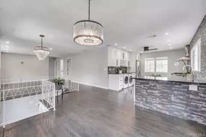 10 Sandhage Drive, Pearl River, NY 10965 - Photo 9