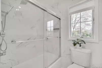 10 Sandhage Drive, Pearl River, NY 10965 - Photo 23