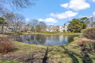 62 Mystic Circle, Bay Shore, NY 11706 - Photo 35