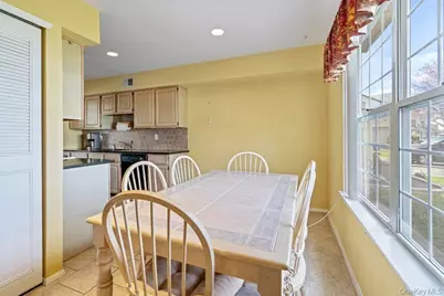 62 Mystic Circle, Bay Shore, NY 11706 - Photo 7