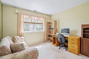 62 Mystic Cir, Bay Shore, NY 11706 - Photo 25