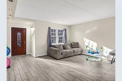 2058 Washington Avenue, Bronx, NY 10457 - Photo 5
