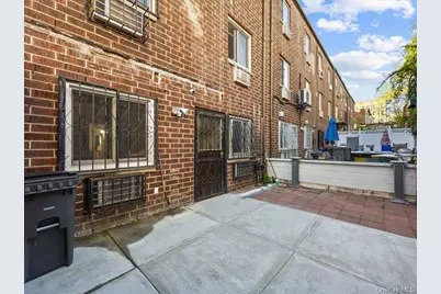 2058 Washington Avenue, Bronx, NY 10457 - Photo 17