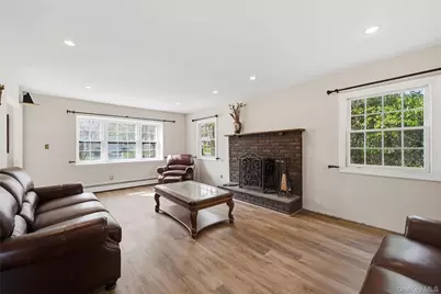 3 Shawmont Lane, Stony Brook, NY 11790 - Photo 11