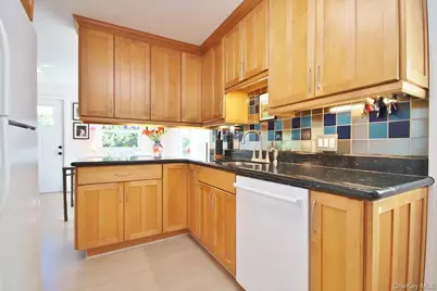 143 Old Post Road, Marlboro, NY 12542 - Photo 25