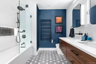 350 W 42nd St, New York, NY 10036 - Photo 7