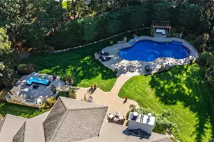 21 E Moriches-Riverhead Rd, East Moriches, NY 11940 - Photo 33
