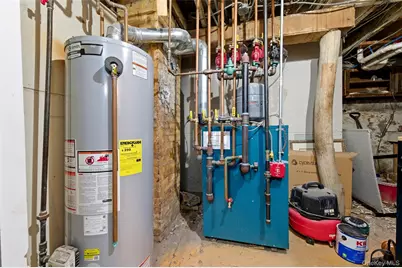 116 Oak Avenue, Hempstead, NY 11550 - Photo 25