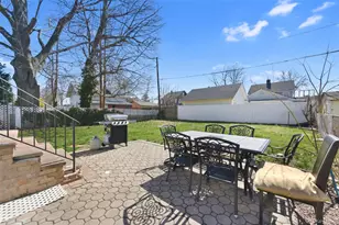 116 Oak Ave, Hempstead, NY 11550 - Photo 27