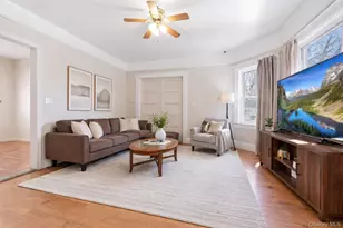 116 Oak Ave, Hempstead, NY 11550 - Photo 11