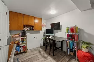 93-10 92nd St, Woodhaven, NY 11421 - Photo 11